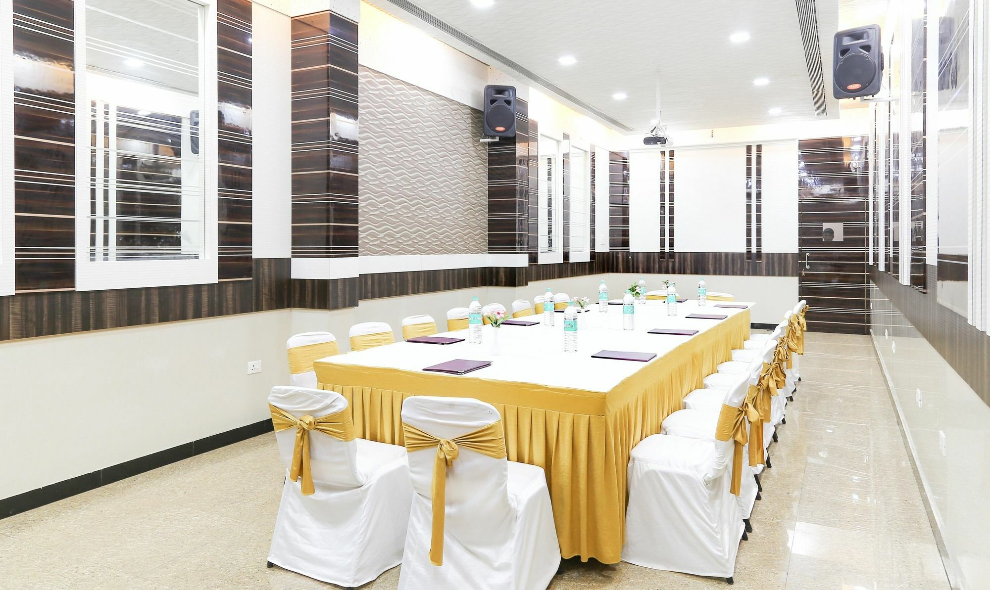 Hotel Bagga International アウランガーバード エクステリア 写真